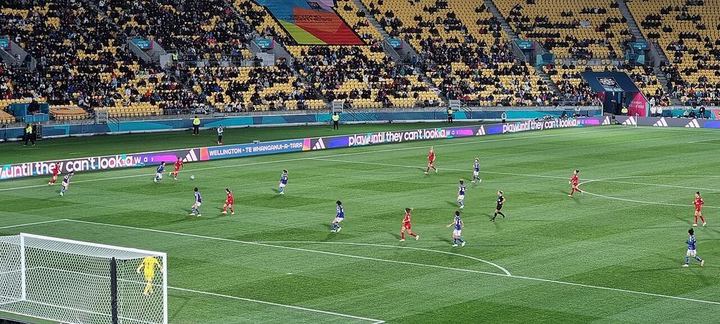 英格兰2-1逆转1主力拉胯！禁区空位抽射没进+4场进1球，难回曼联｜易游体育官网（封面配图）